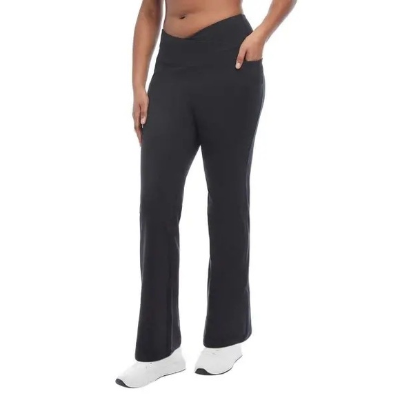 Jockey Pants & Jumpsuits Jockey Flare Yoga Pants Size Medium Poshmark